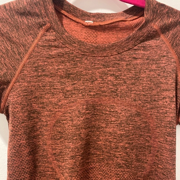 Lululemon Top - Picture 3 of 4